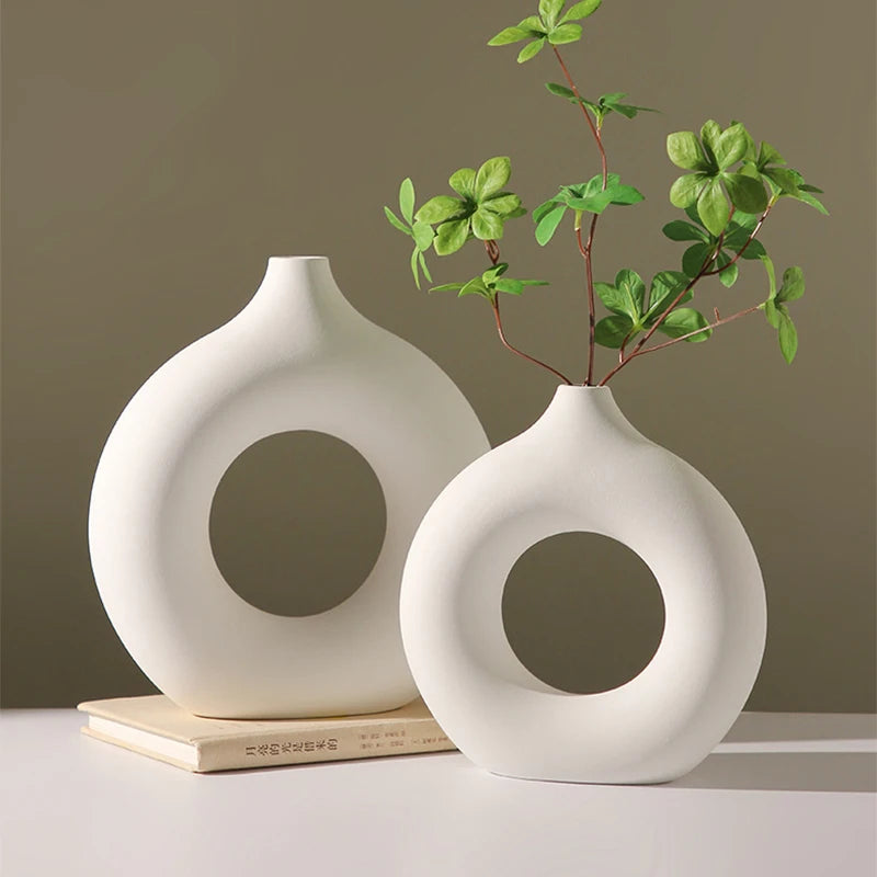 🌸 Vase en Céramique Imitation – Design Donut Blanc Pur pour Fleurs et Décoration Table