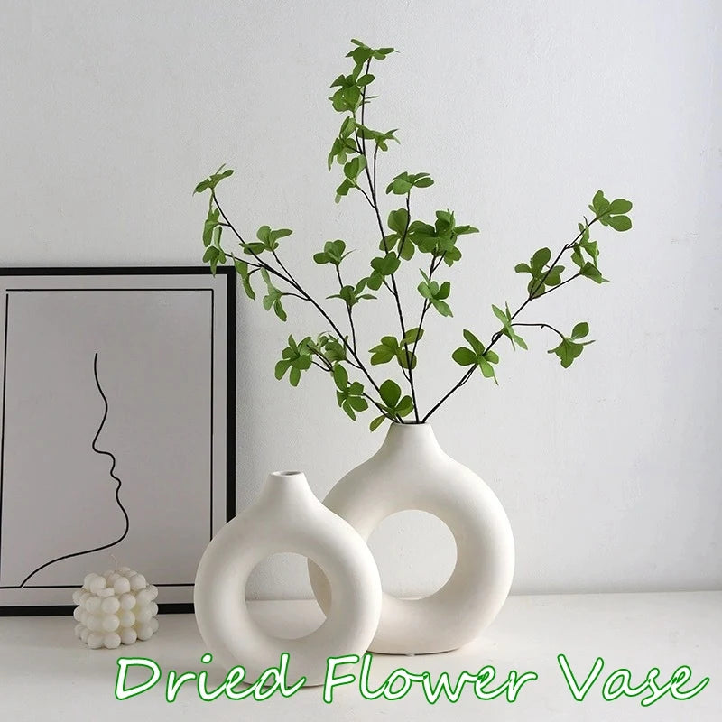🌸 Vase en Céramique Imitation – Design Donut Blanc Pur pour Fleurs et Décoration Table