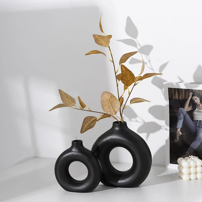 🌸 Vase en Céramique Imitation – Design Donut Blanc Pur pour Fleurs et Décoration Table